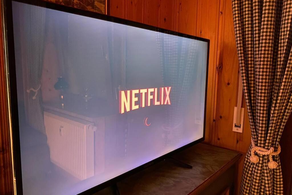 Urig / Mitten Im Bayerischen Wald + Schonblick + Netflix Schöfweg Esterno foto